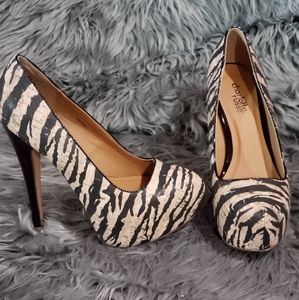 Zebra print cork pump